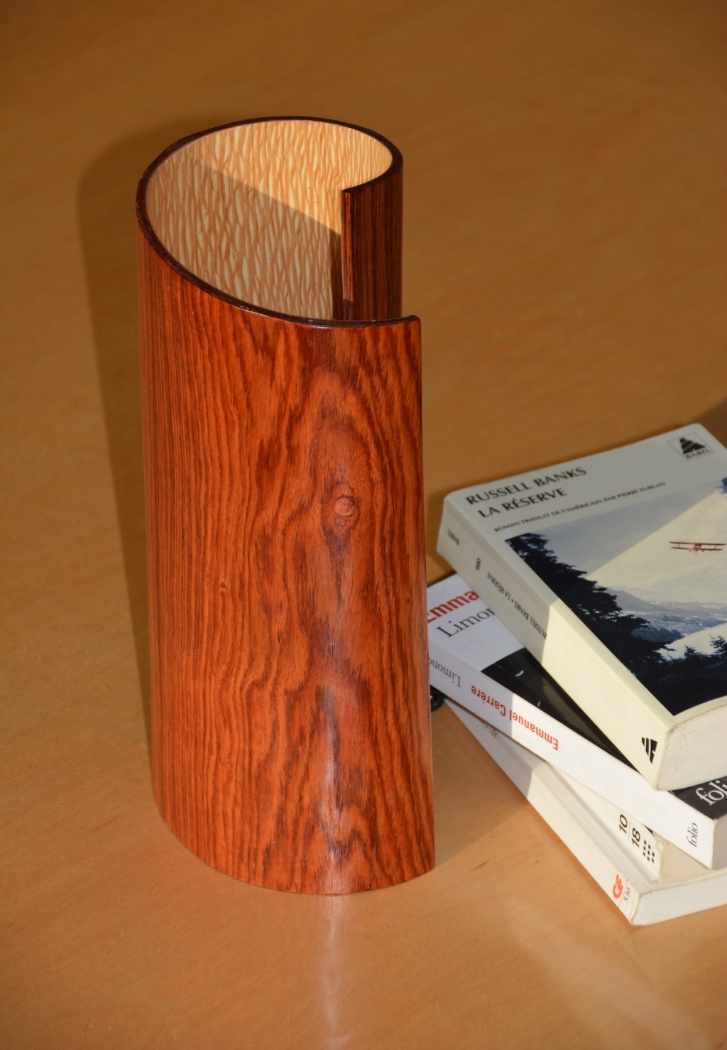 lampe de chevet en bois roulé